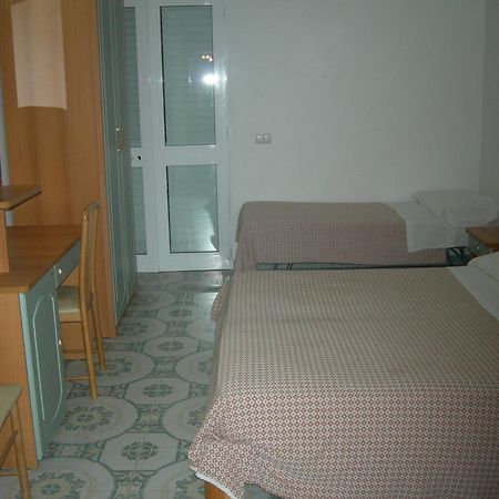 Hotel Castiglione Forio di Ischia Camera foto